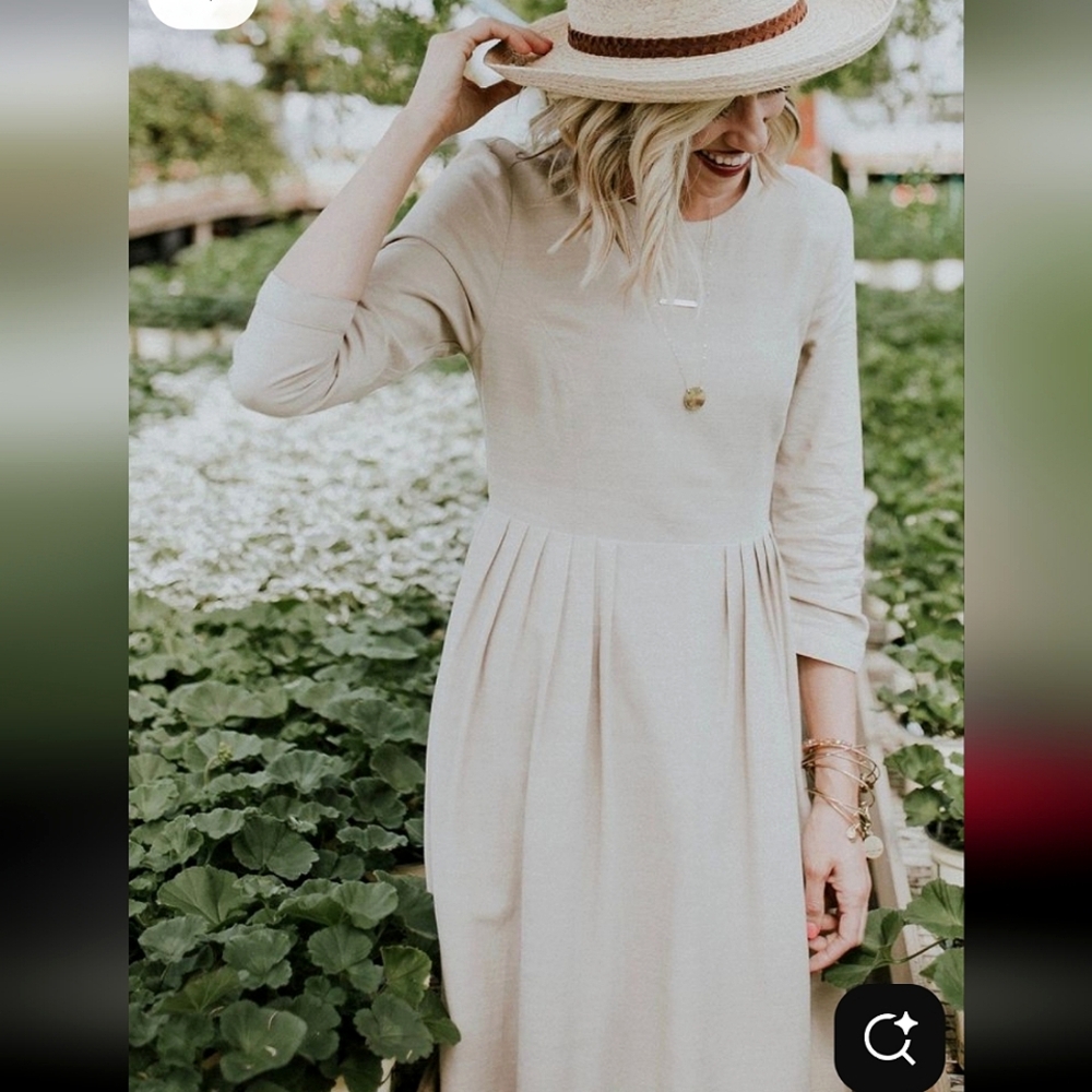 MO -Vint New York Swiss Dot Natural Colored Midi Dress. Size M